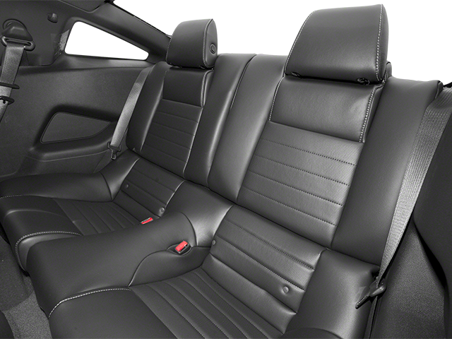 2013 Ford Mustang 2dr Cpe V6