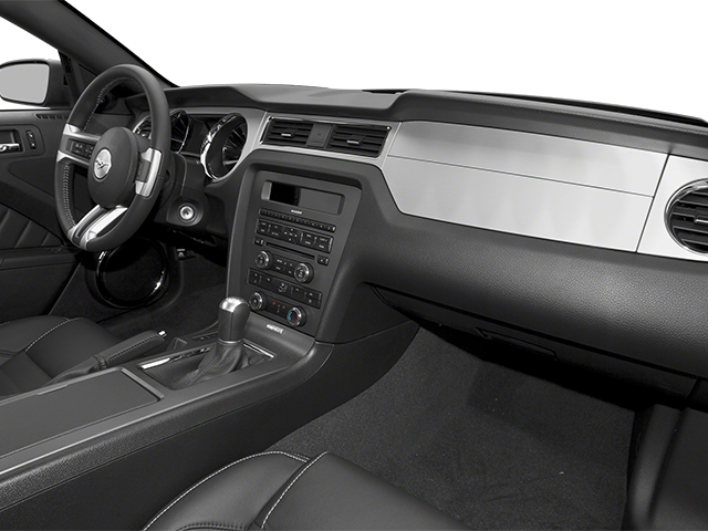 2013 Ford Mustang 2dr Cpe V6