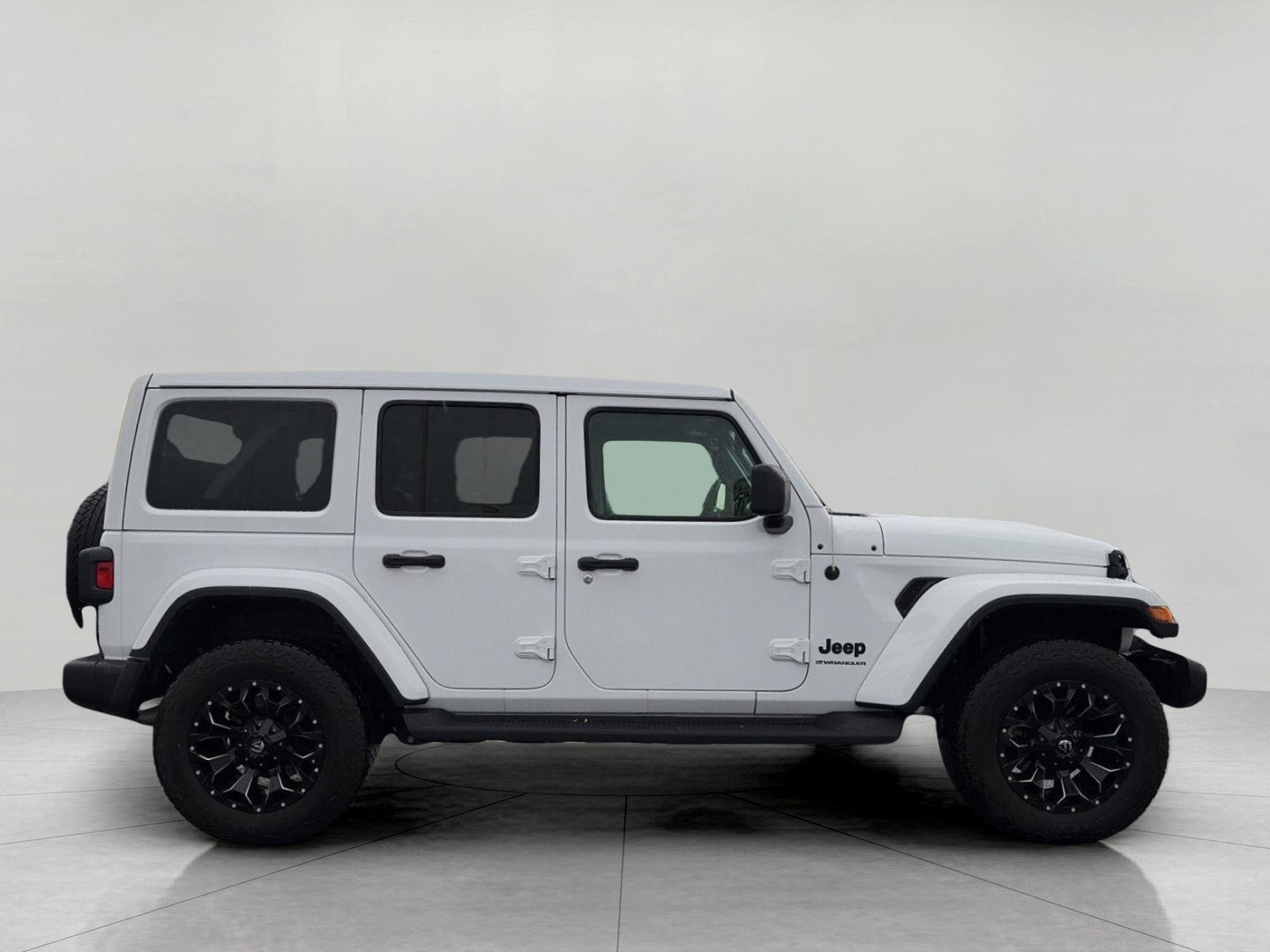 2023 Jeep Wrangler Sahara Altitude 4 Door 4x4