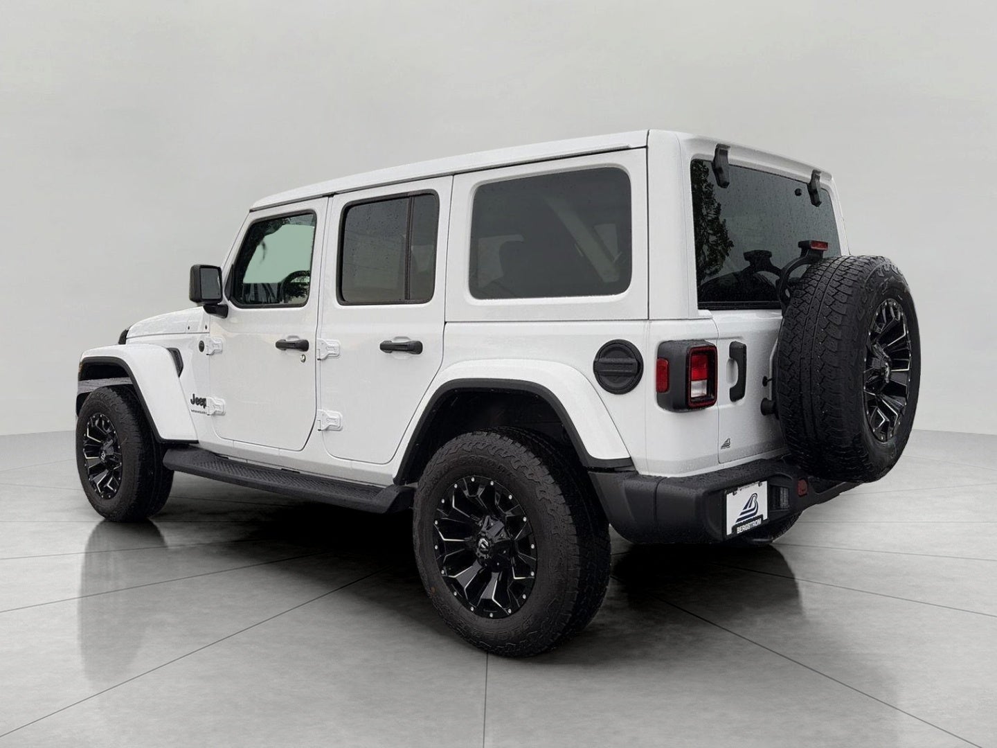 2023 Jeep Wrangler Sahara Altitude 4 Door 4x4