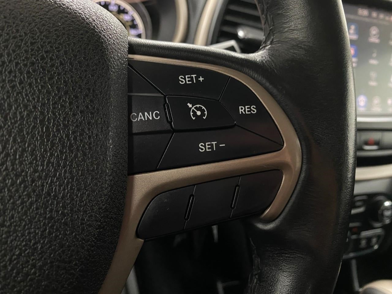 2016 Jeep Cherokee 4WD 4dr Latitude