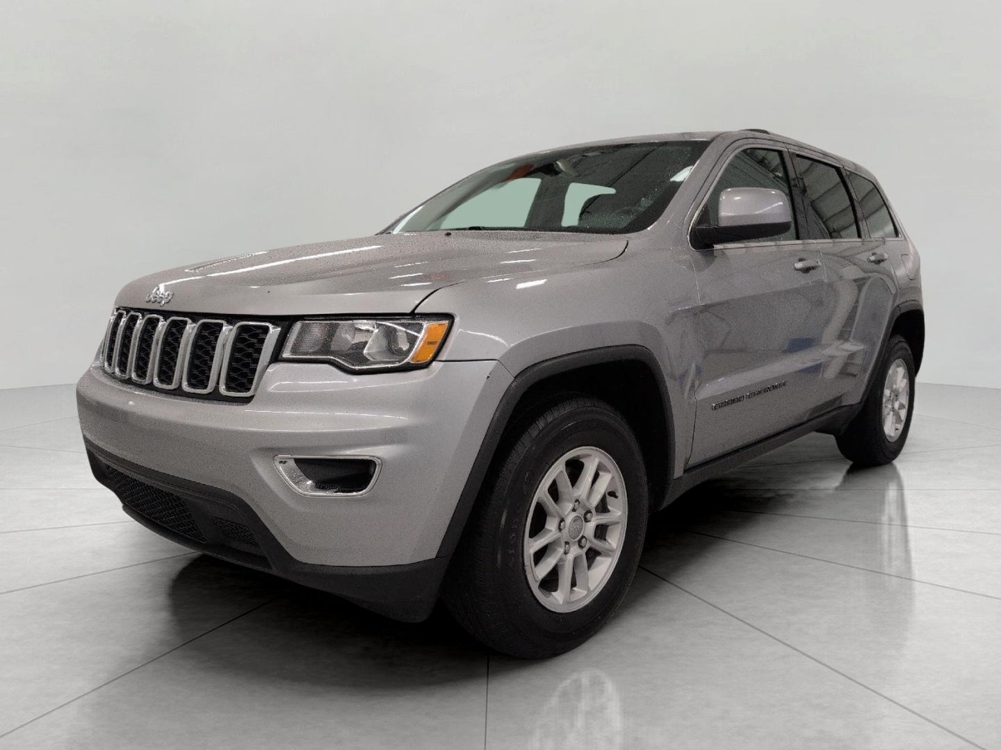 2020 Jeep Grand Cherokee Laredo E 4x4