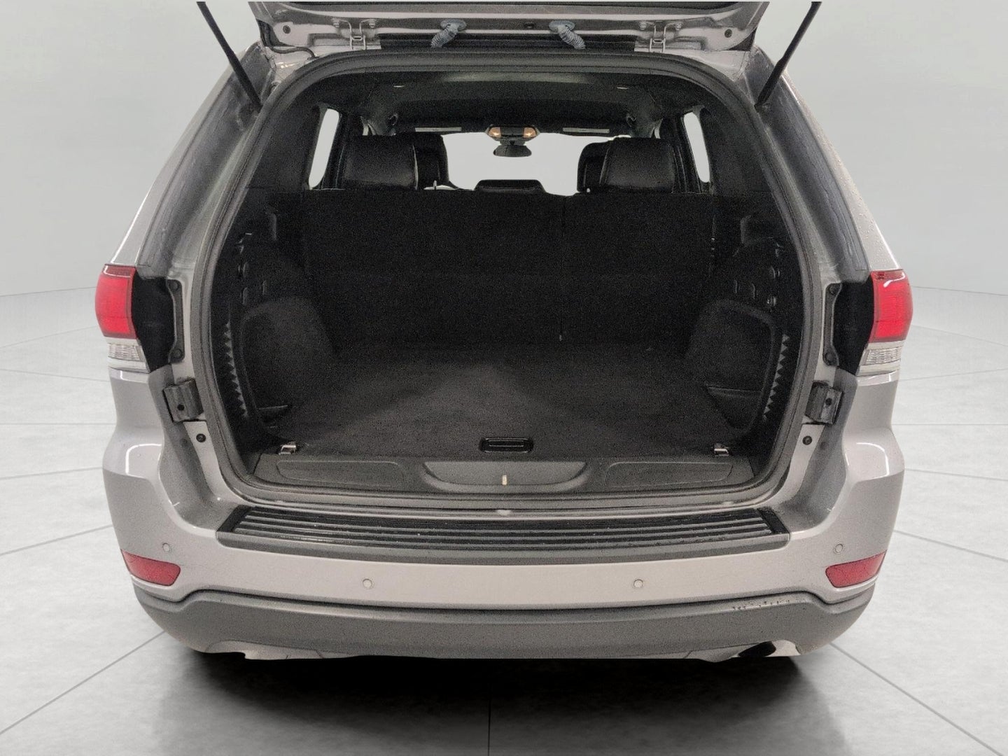 2020 Jeep Grand Cherokee Laredo E 4x4