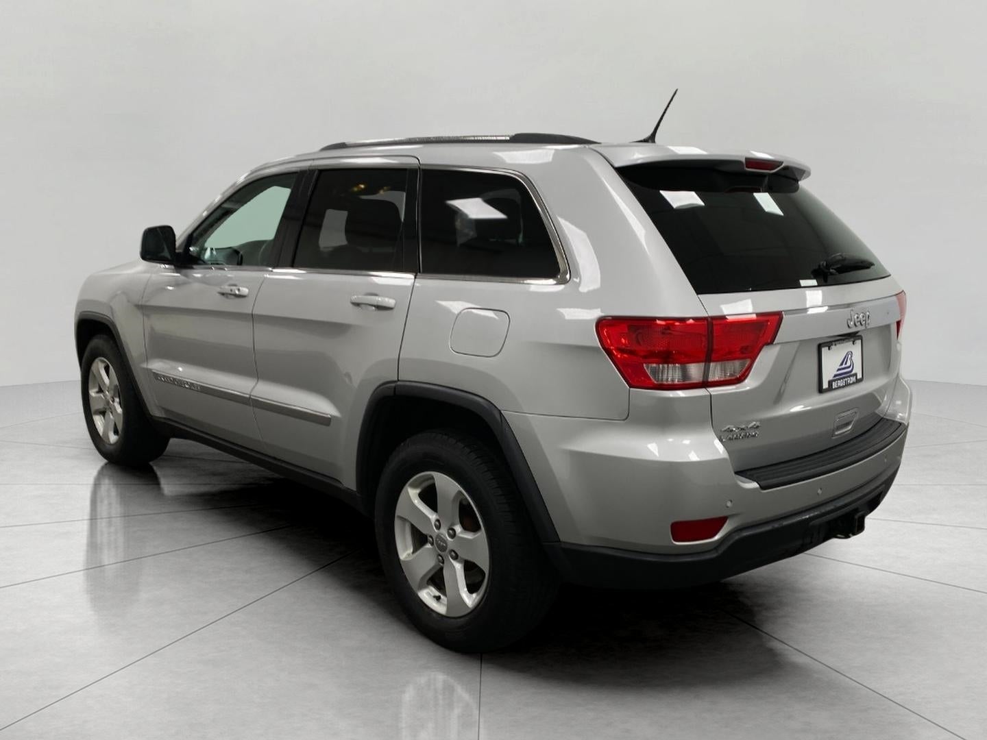 2013 Jeep Grand Cherokee 4WD 4dr Laredo