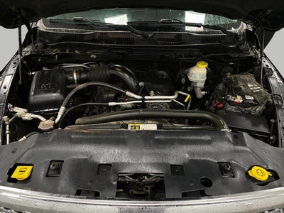 2017 RAM 1500 Laramie 4x4 Crew Cab 5'7 Box