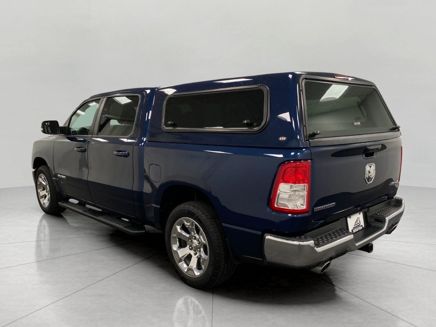 2022 RAM 1500 Big Horn 4x4 Crew Cab 5'7 Box