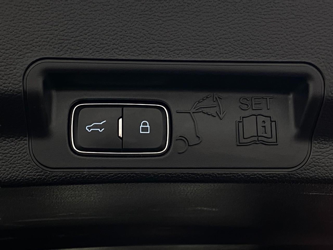 2020 Ford Explorer XLT 4WD