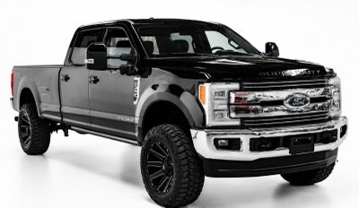 2017 Ford Super Duty F-350 DRW Lariat 4WD Crew Cab 8' Box