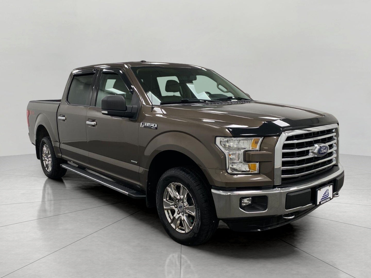 2016 Ford F-150 4WD SuperCrew 145 XLT