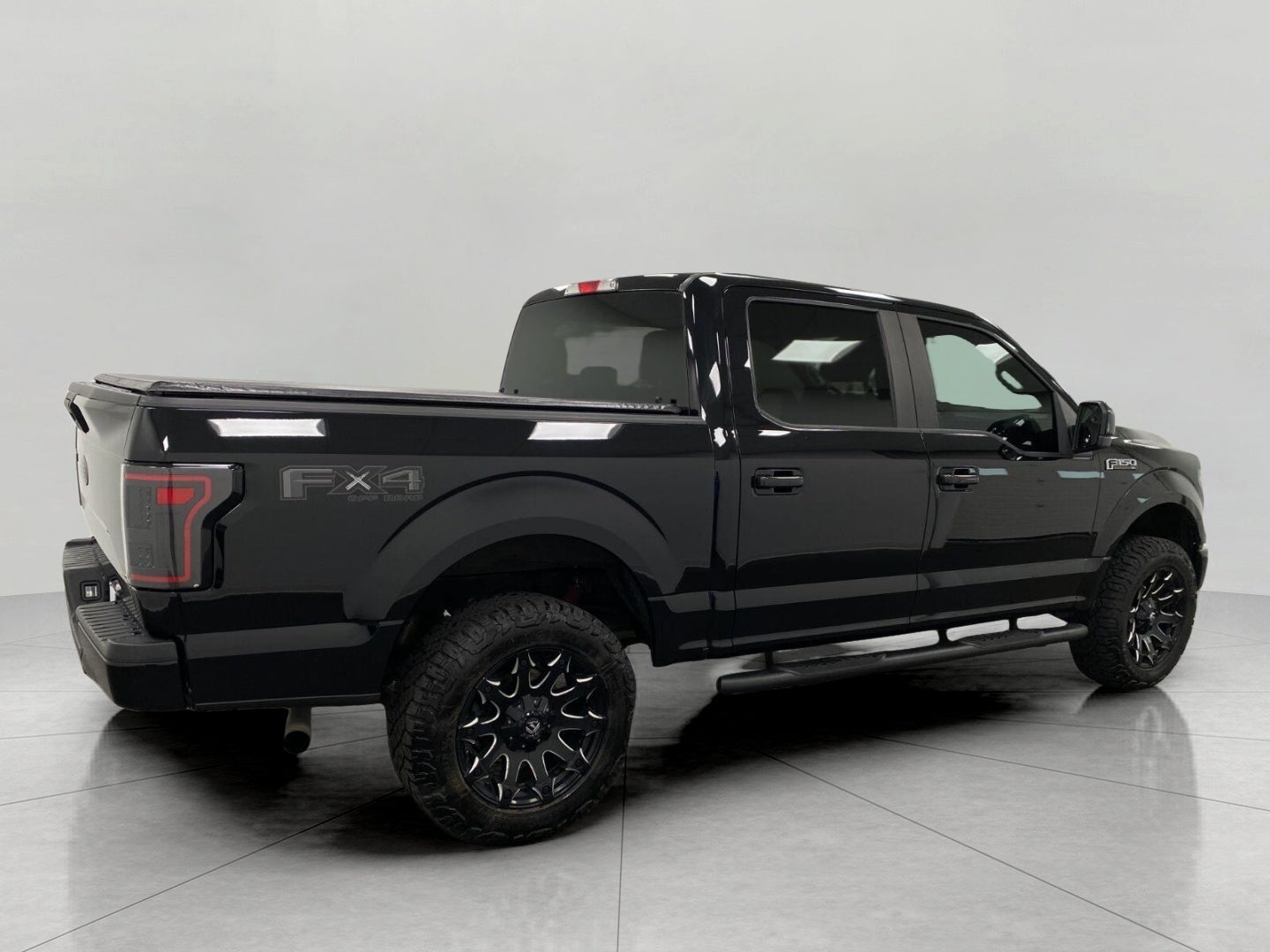 2017 Ford F-150 XL 4WD SuperCrew 5.5' Box
