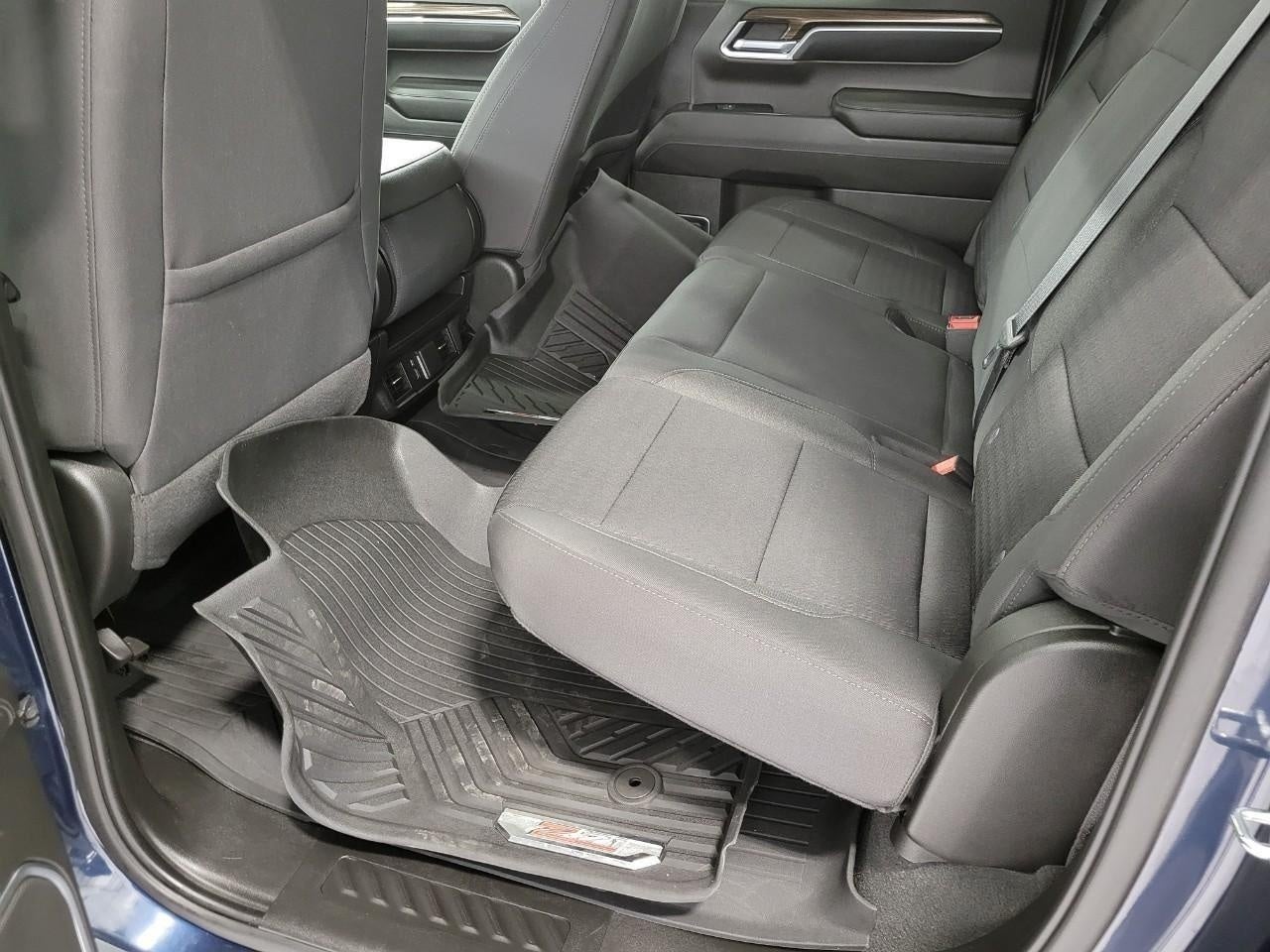 2022 Chevrolet Silverado 1500 4WD Crew Cab 147 RST