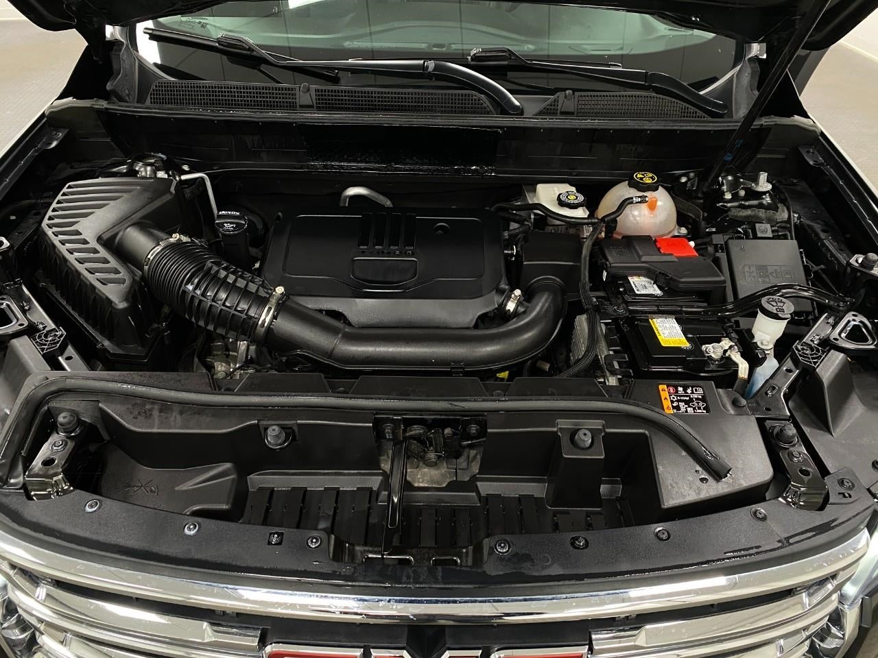 2023 GMC Acadia AWD 4dr SLT