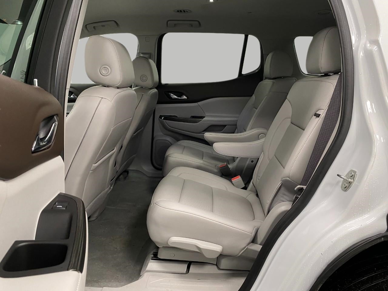 2023 GMC Acadia AWD 4dr SLT