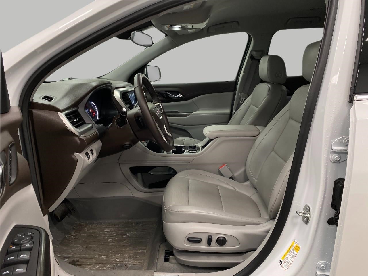 2023 GMC Acadia AWD 4dr SLT