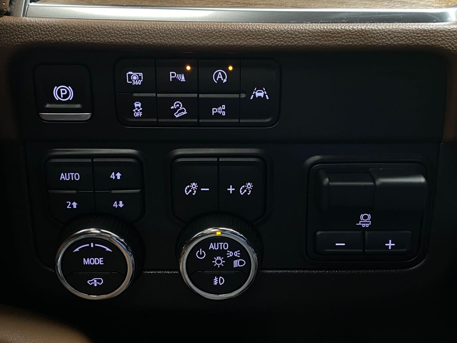 2025 Chevrolet Tahoe 4WD 4dr High Country