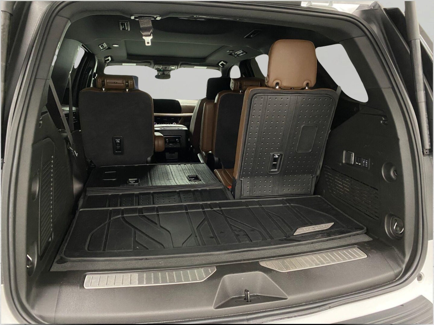 2025 Chevrolet Tahoe 4WD 4dr High Country