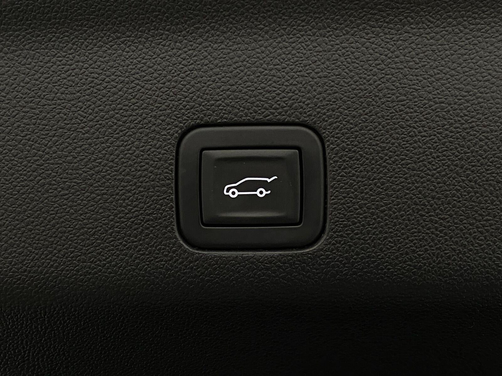 2025 Chevrolet Tahoe 4WD 4dr High Country