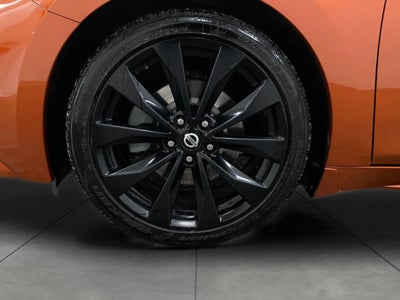 2020 Nissan Maxima SR