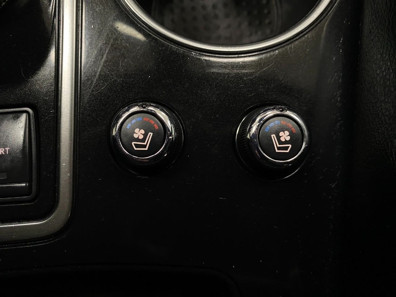 2020 Nissan Maxima SR