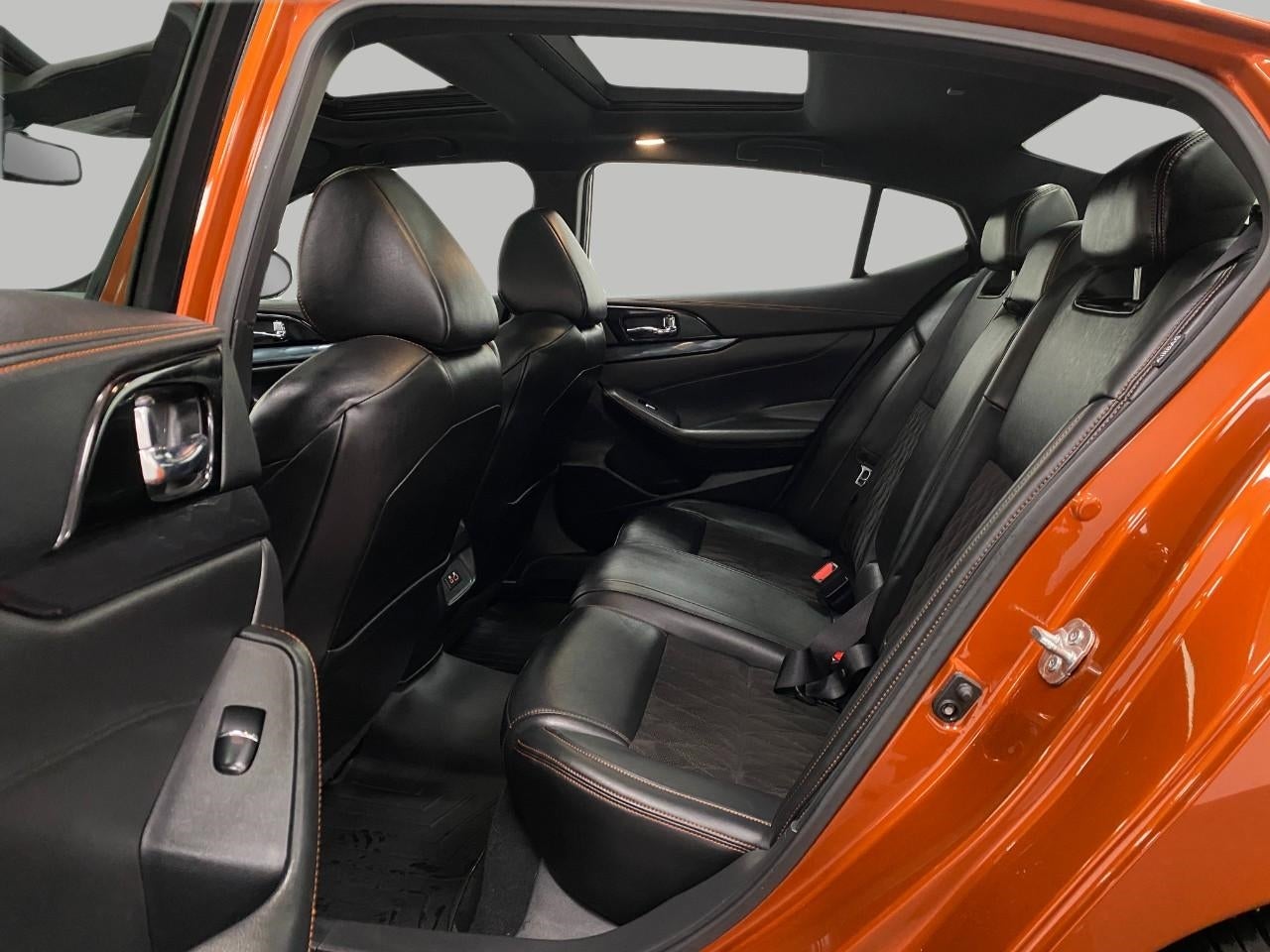 2020 Nissan Maxima SR