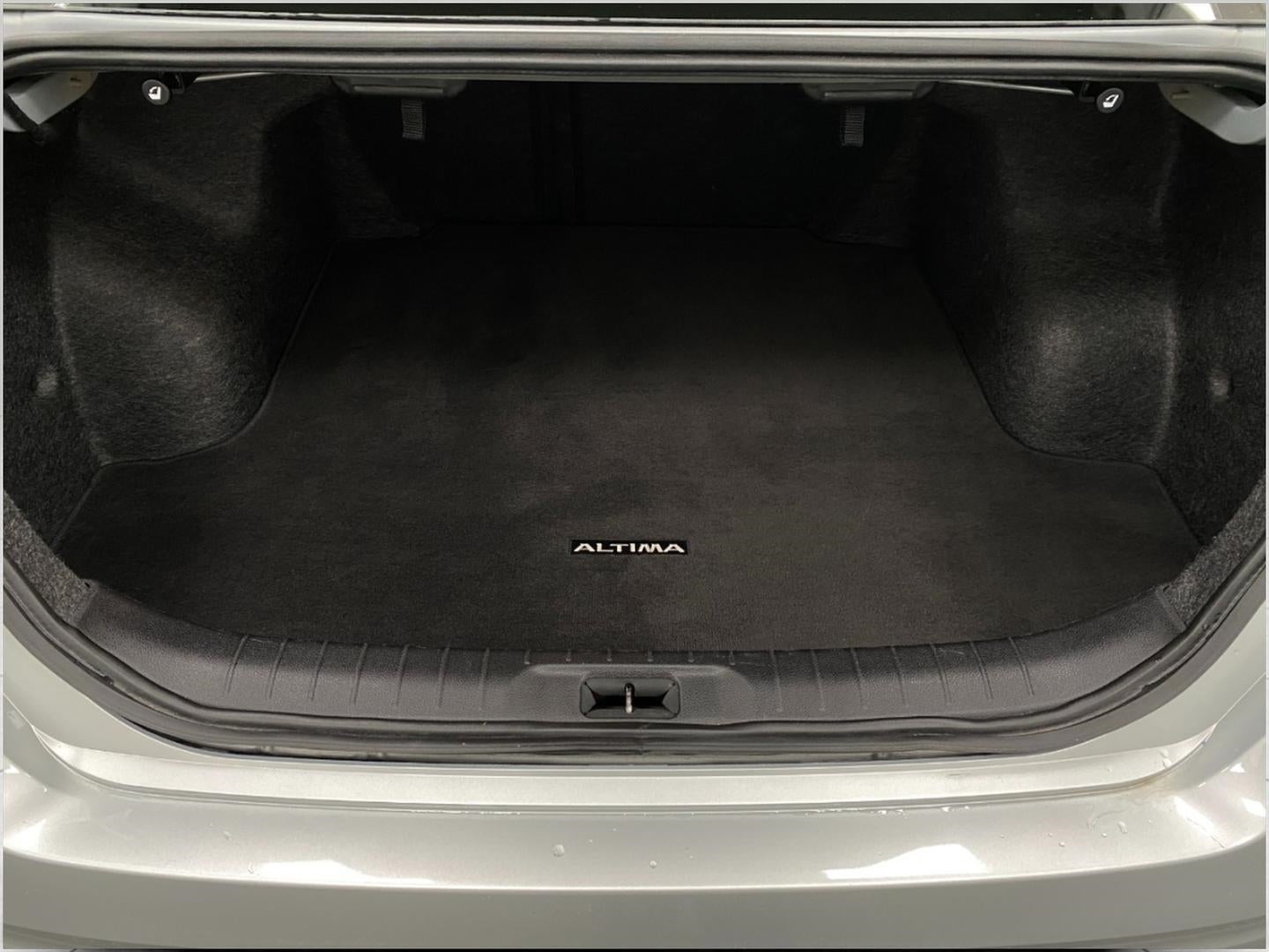 2024 Nissan Altima SR