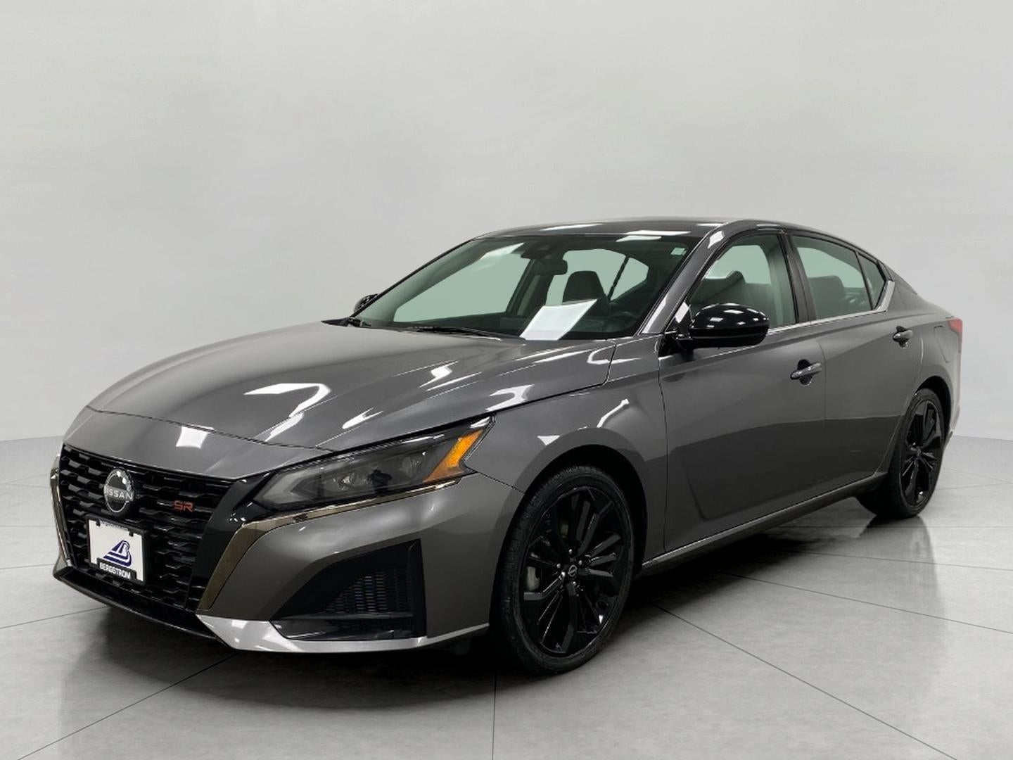 2024 Nissan Altima 2.5 SR Sedan