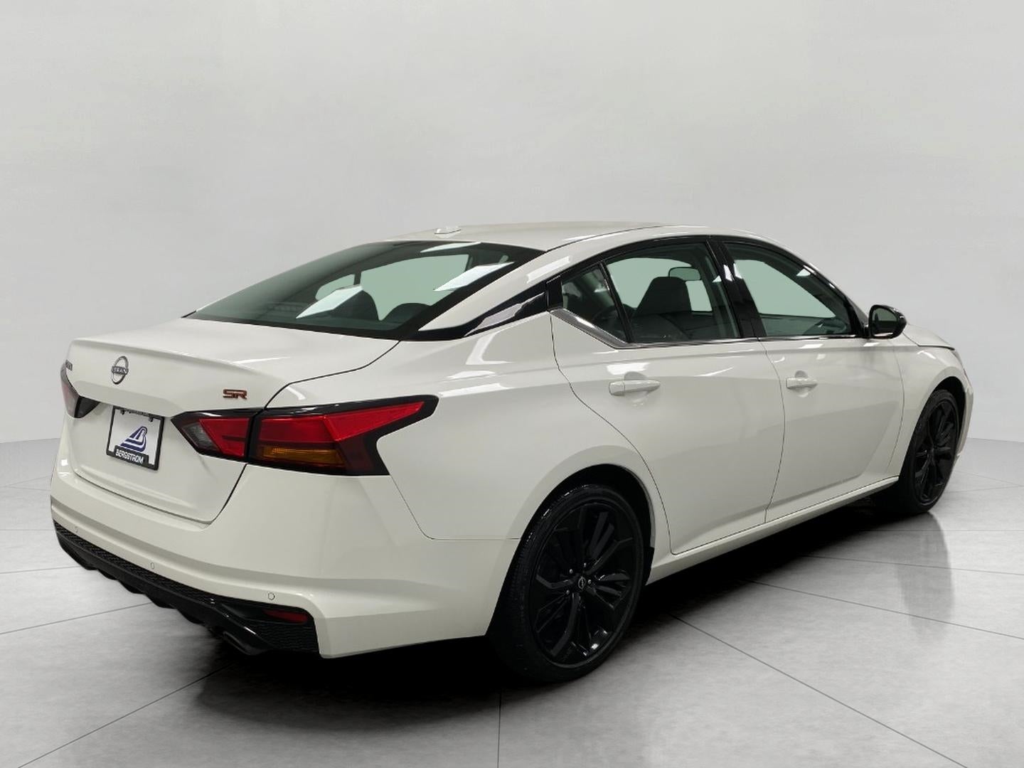 2024 Nissan Altima SR