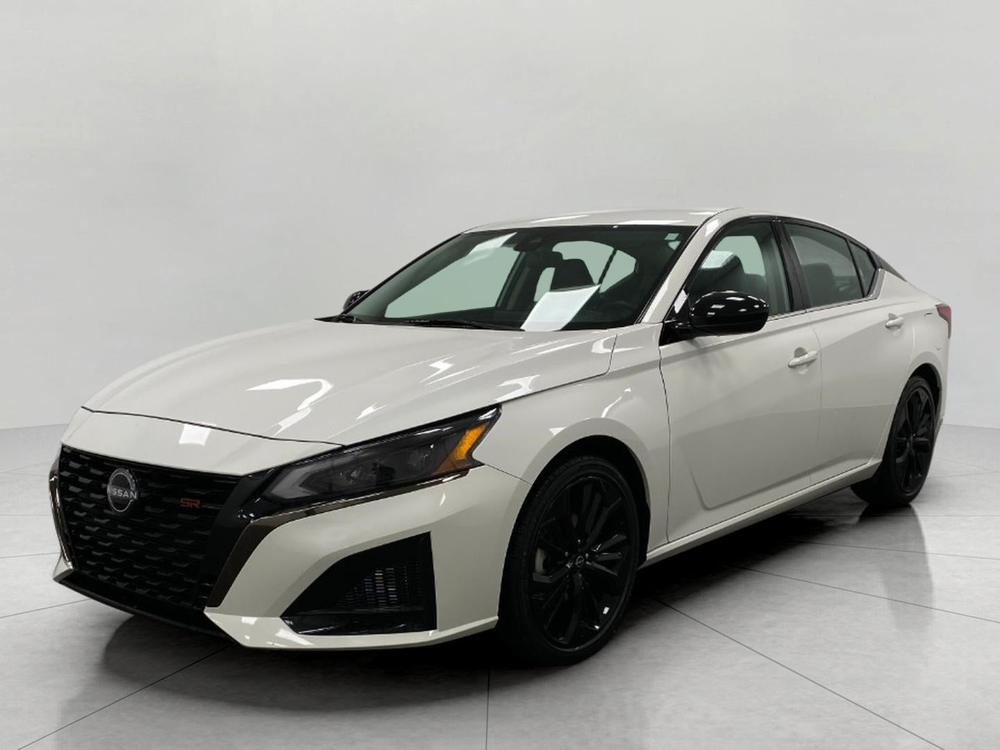 2024 Nissan Altima SR