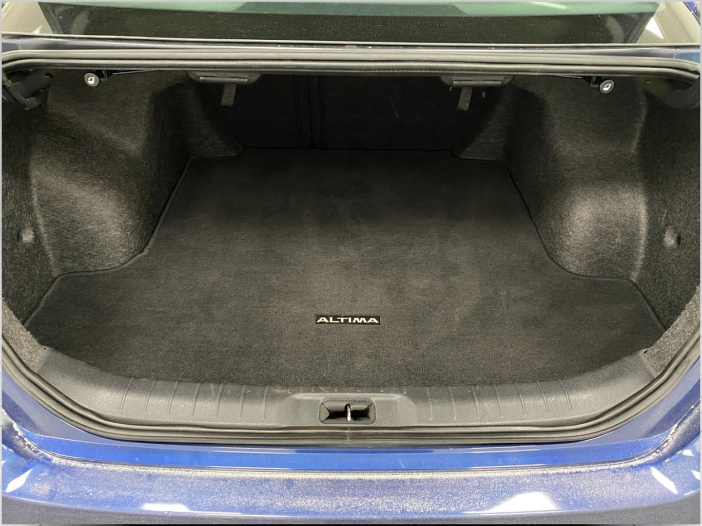 2024 Nissan Altima 2.5 SR Sedan