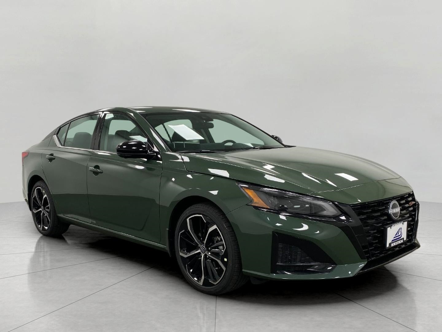 2026 Nissan Altima SR