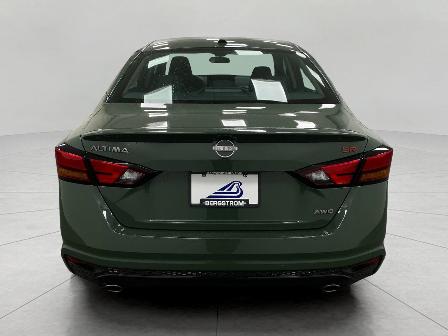 2026 Nissan Altima SR