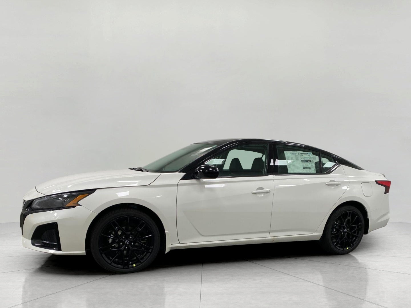 2026 Nissan Altima SR Midnight Edition®