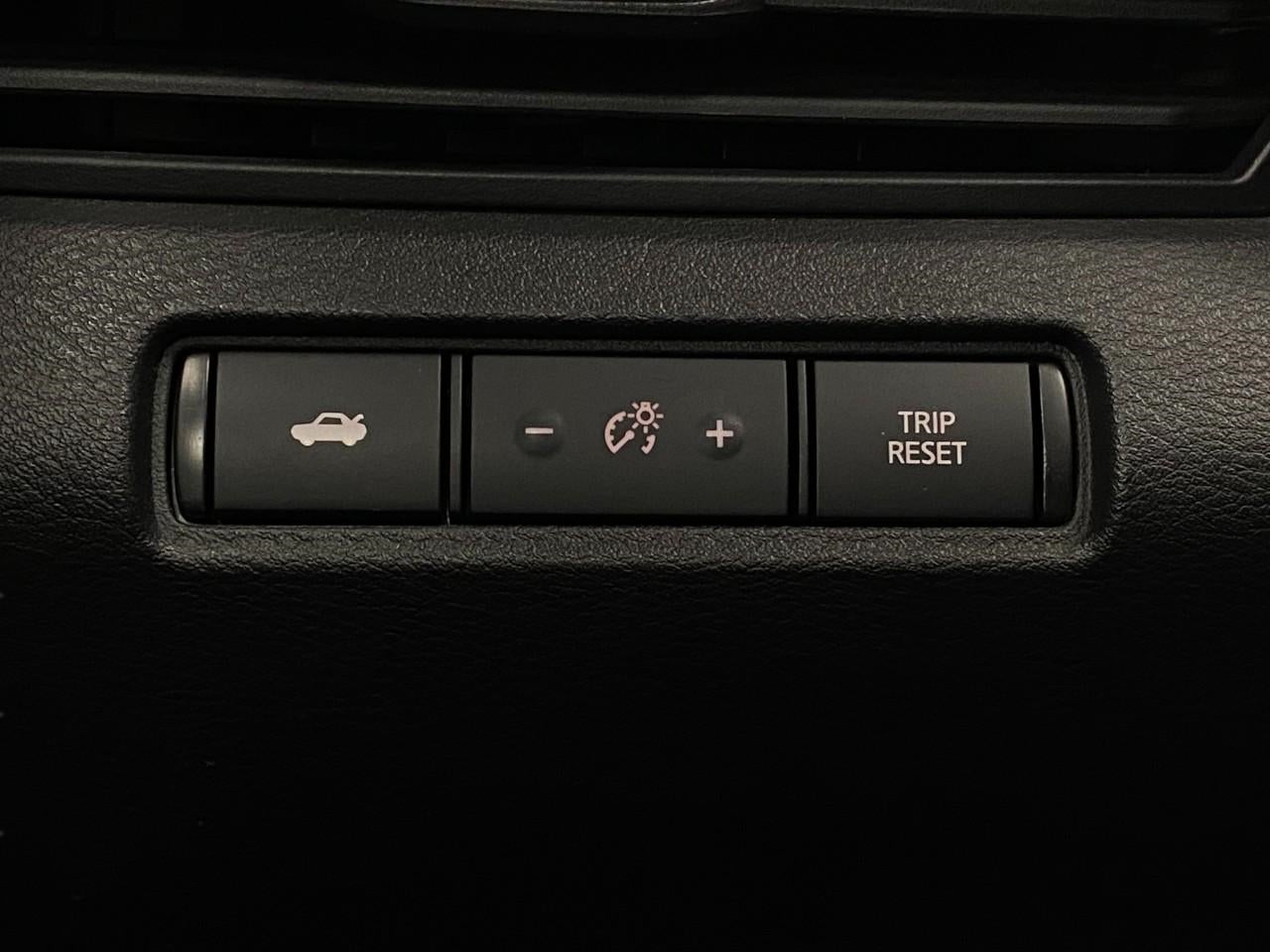 2024 Nissan Altima SR