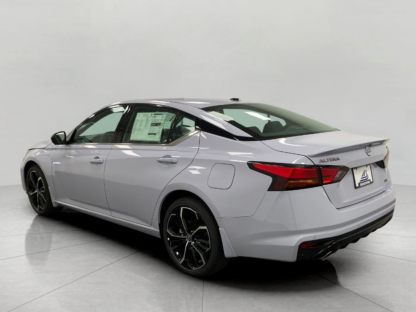 2026 Nissan Altima SR