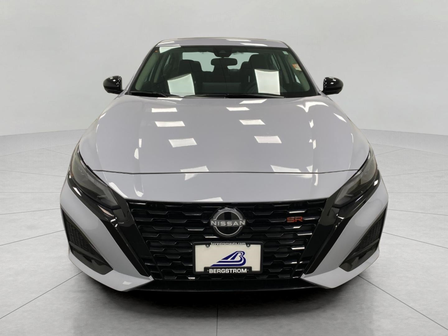 2026 Nissan Altima SR