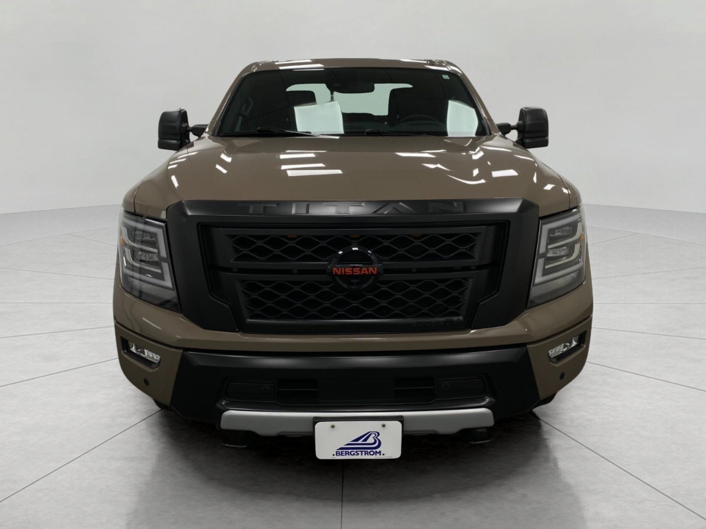 2021 Nissan Titan XD 4x4 Crew Cab PRO-4X