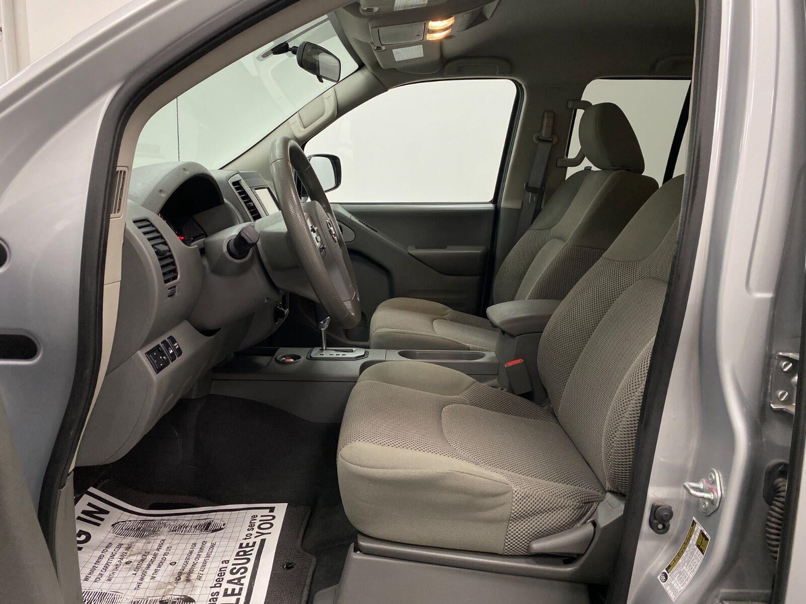 2021 Nissan Frontier Crew Cab 4x4 SV Auto