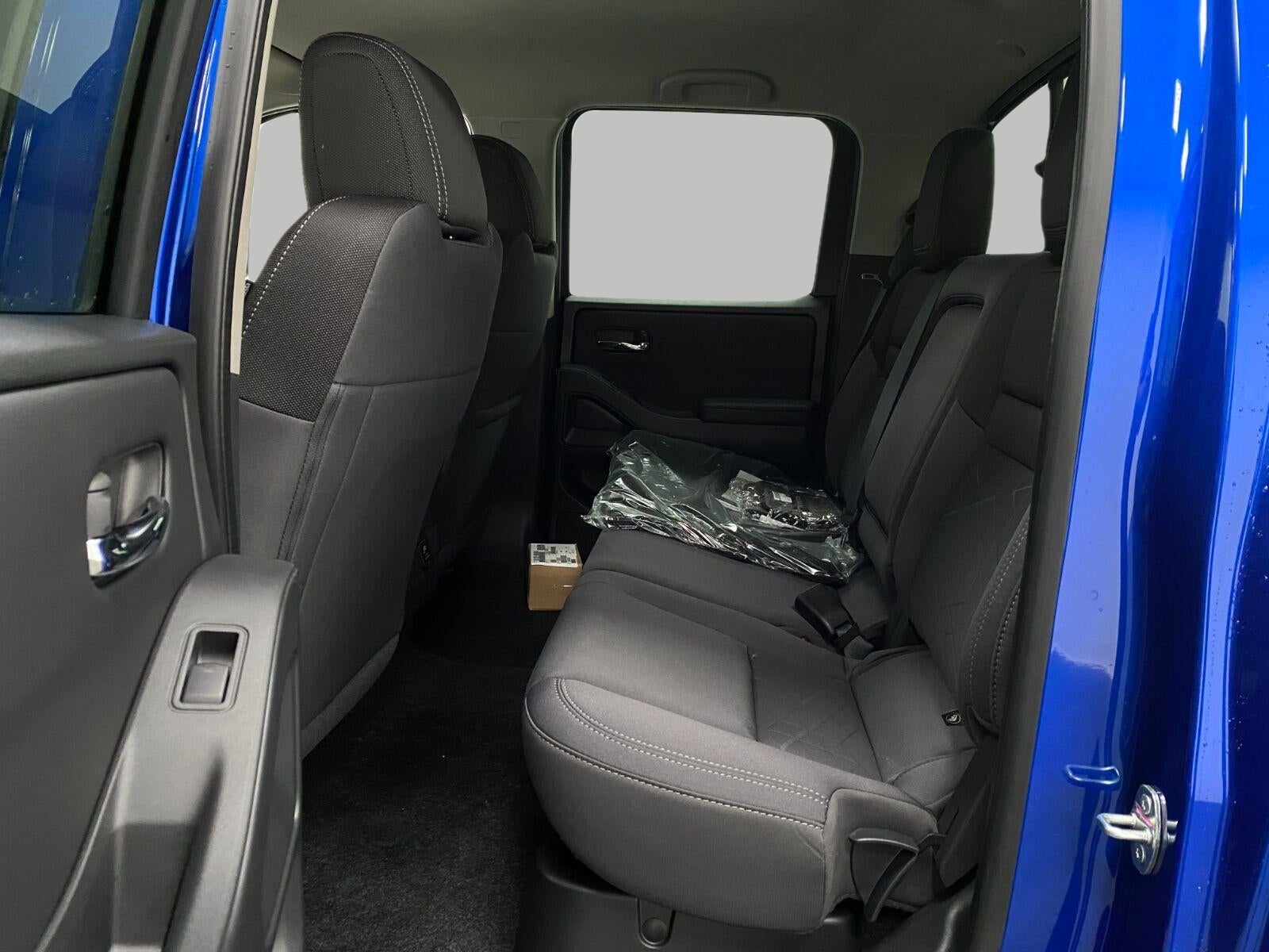2027 Nissan Frontier Crew Cab SV