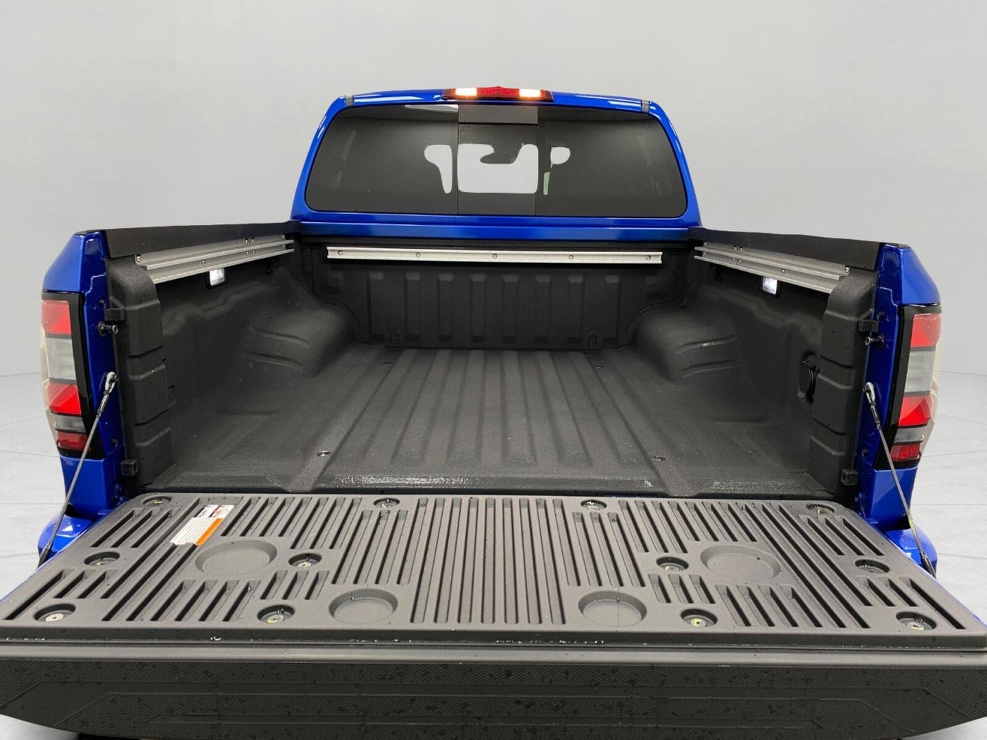 2027 Nissan Frontier Crew Cab SV