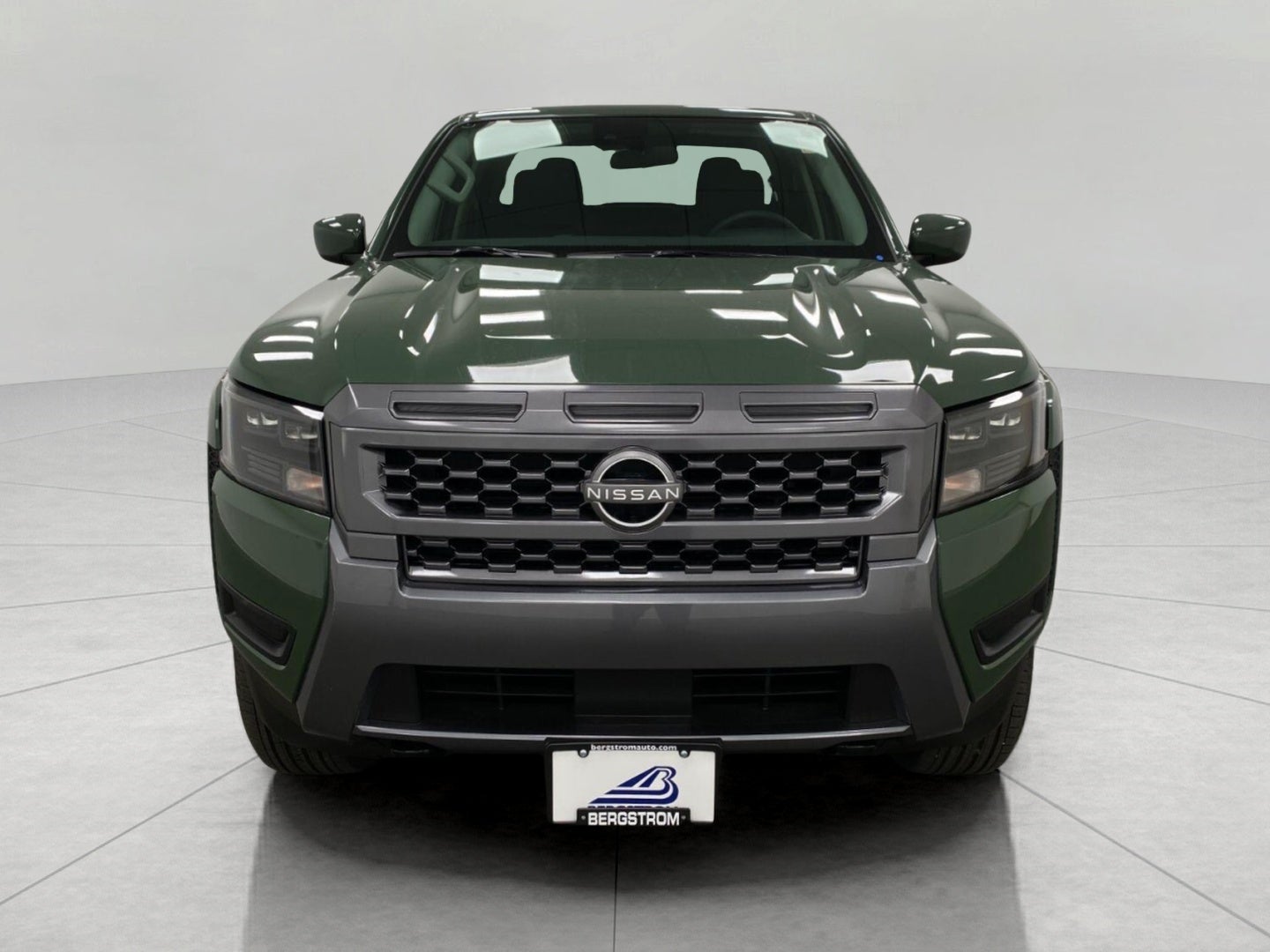 2027 Nissan Frontier Crew Cab SV