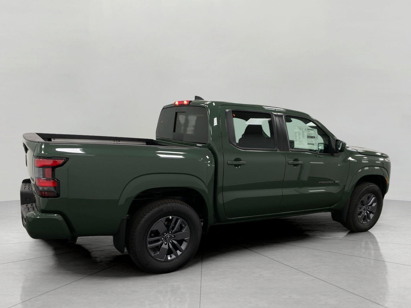 2027 Nissan Frontier Crew Cab SV