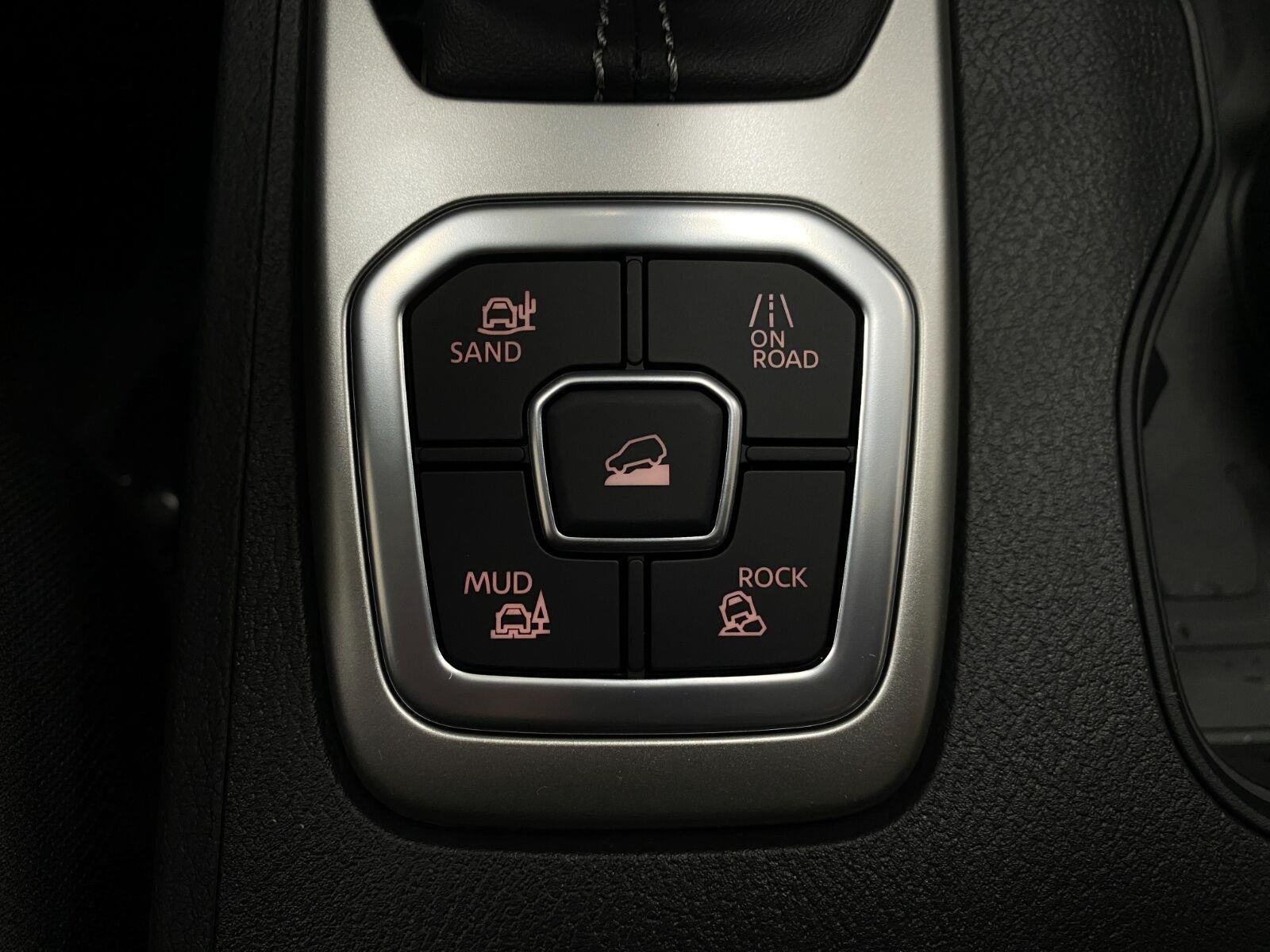 2027 Nissan Frontier Crew Cab SV