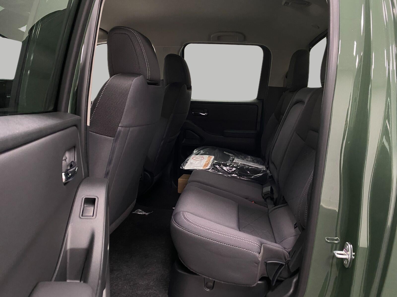 2027 Nissan Frontier Crew Cab SV