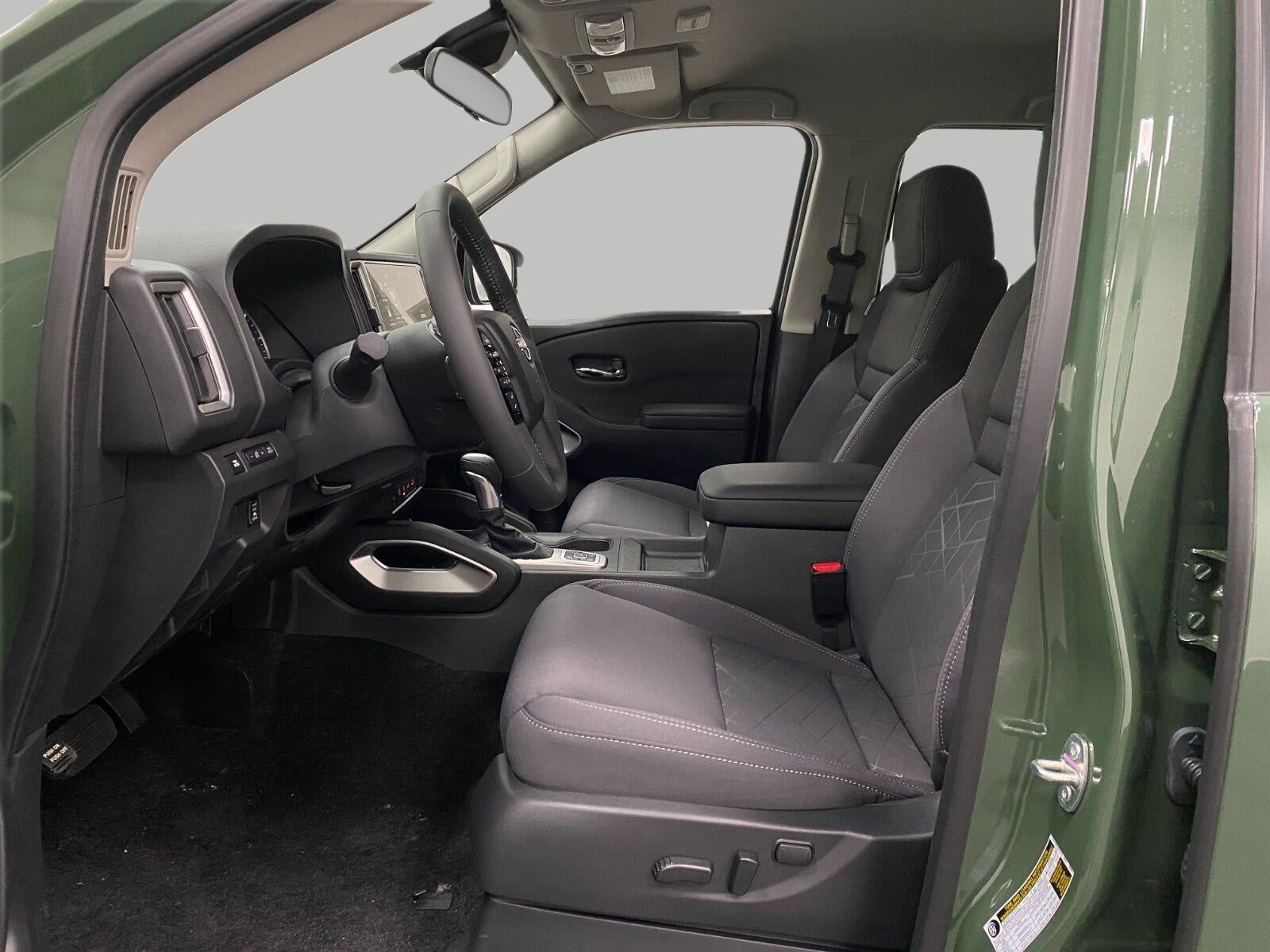 2027 Nissan Frontier Crew Cab SV