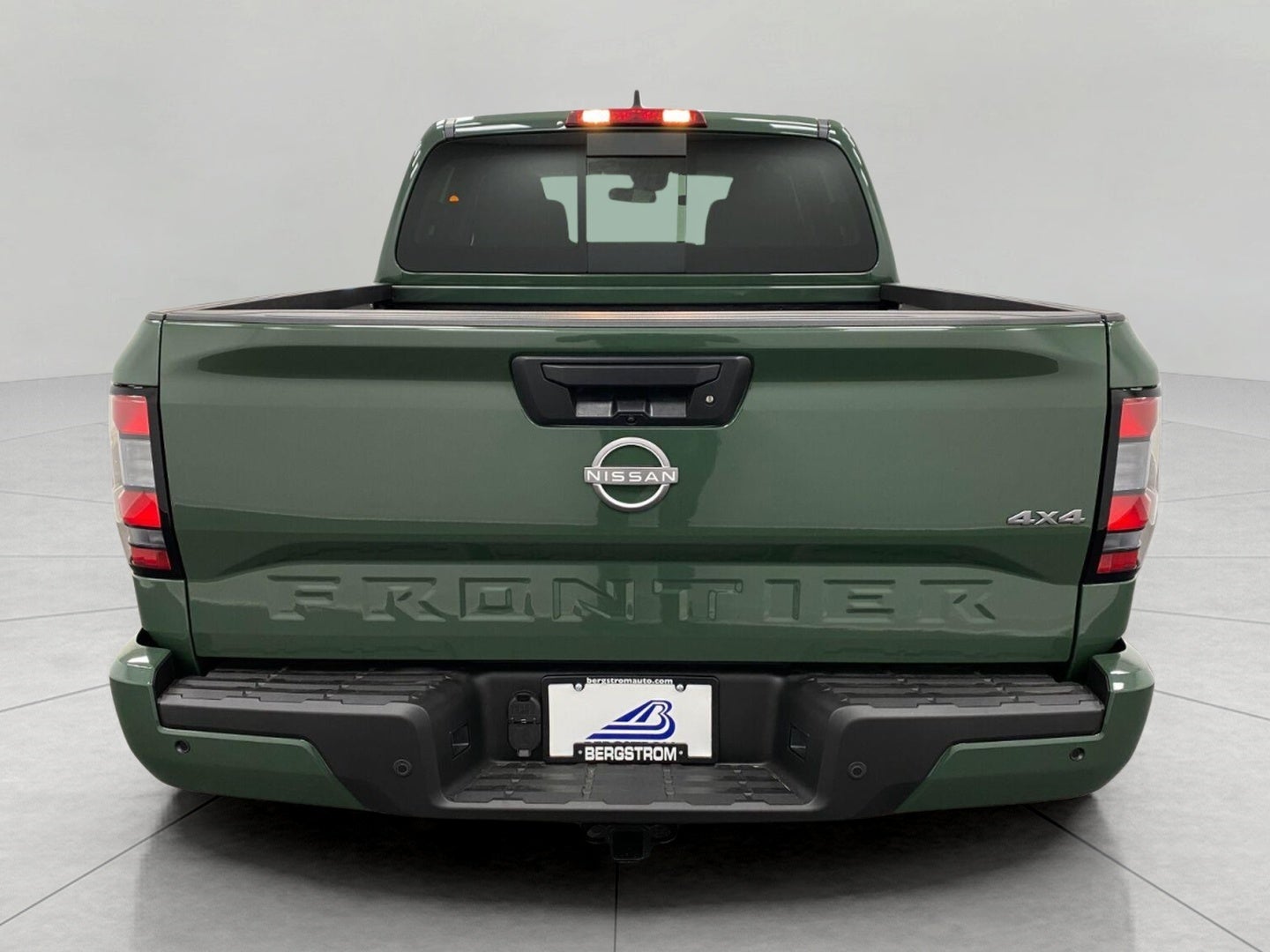 2027 Nissan Frontier Crew Cab SV