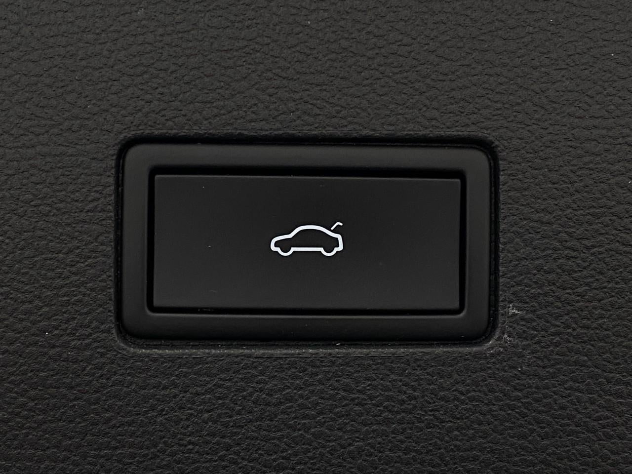 2024 Volkswagen Atlas 2.0T SE w/Technology 4MOTION