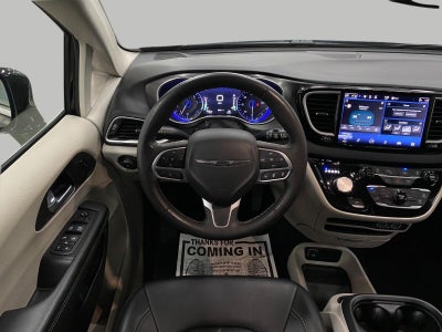 2024 Chrysler Pacifica Touring L FWD