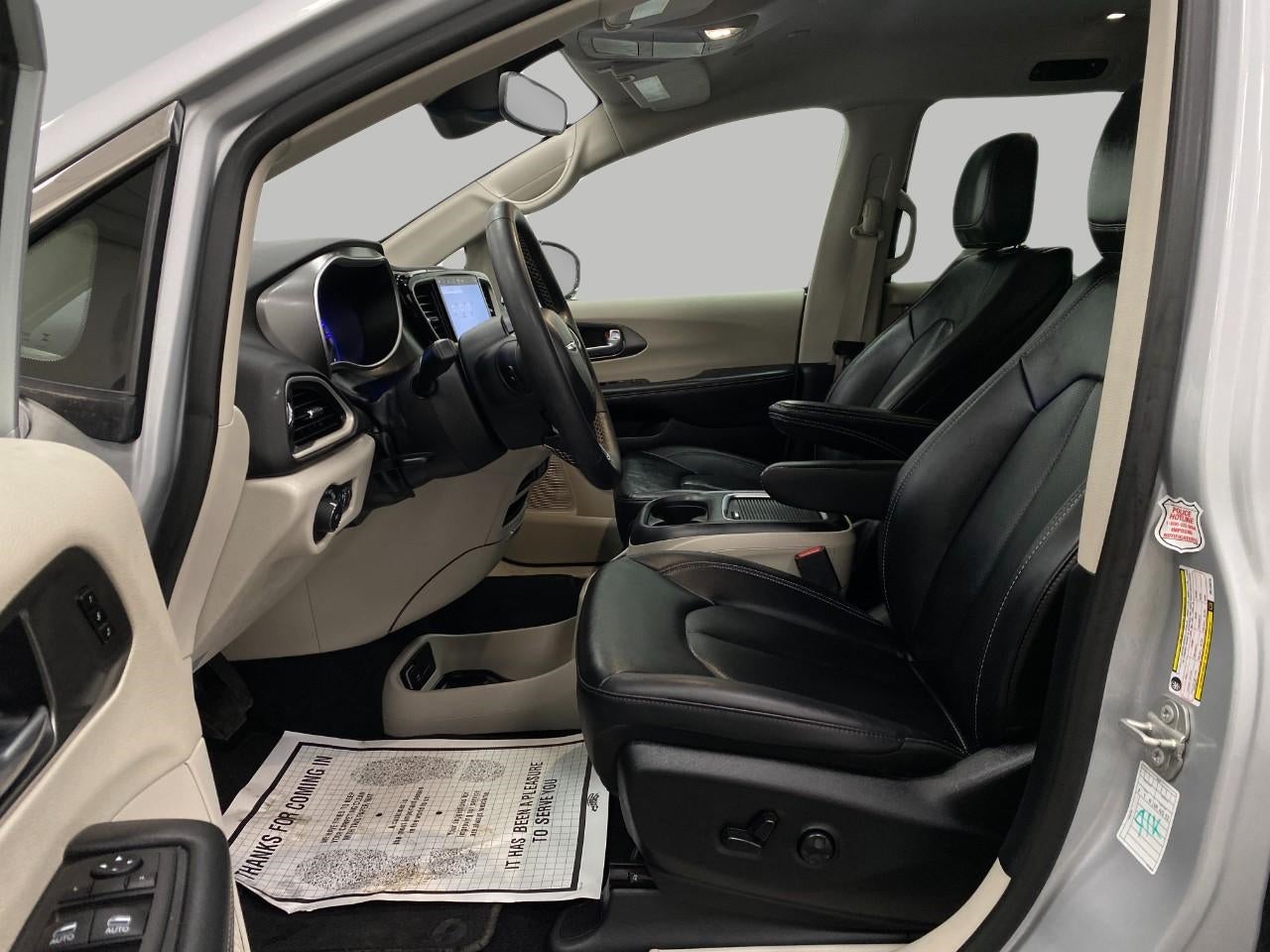 2024 Chrysler Pacifica Touring L FWD