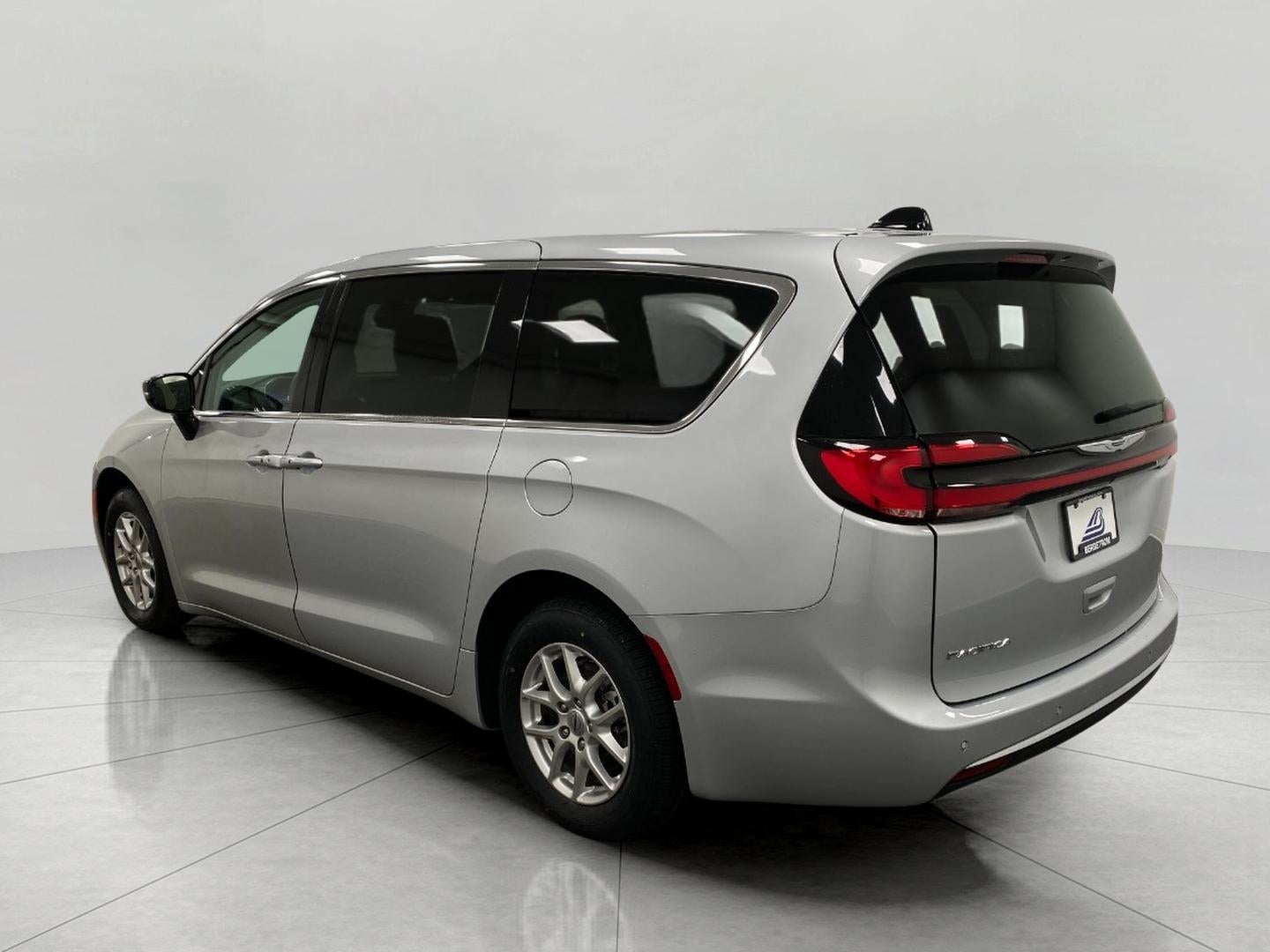 2024 Chrysler Pacifica Touring L FWD