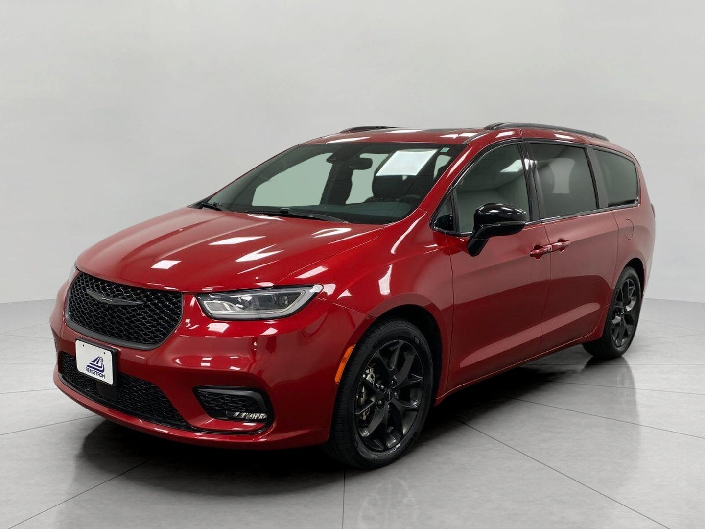 2025 Chrysler Pacifica Limited FWD